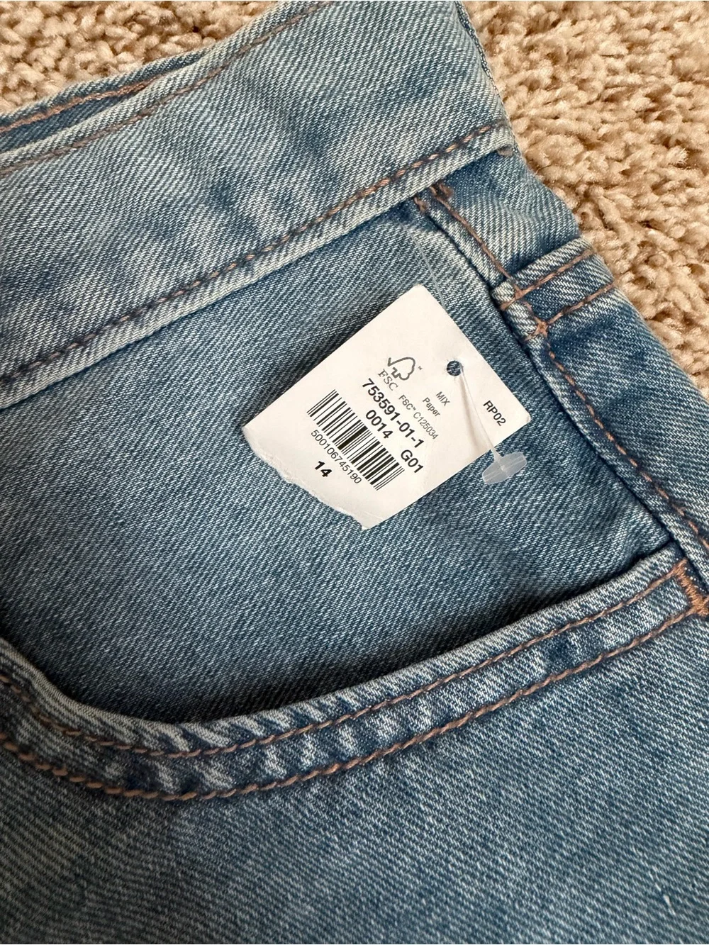 Old Navy High-Rise Straight Jeans in Medium Blue